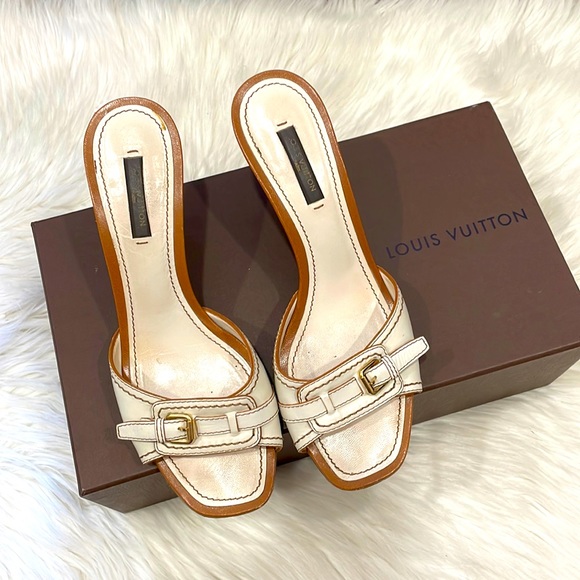 Louis Vuitton Shoes - LOUIS VUITTON Buckled Slide Heels
